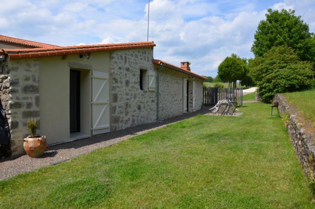 La Remise 4 Etoiles Villa Saint-Hilaire-de-Mortagne Exterior photo